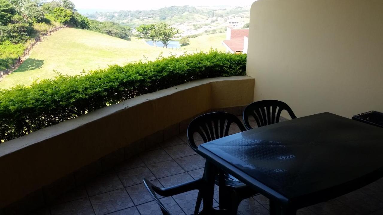 Hill Billion Estate Bed and Breakfast Port Shepstone Eksteriør billede